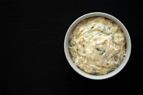 Homemade Caramelized Onion Spinach Dip Top View Flat Lay Overhead — Zdjęcie stockowe