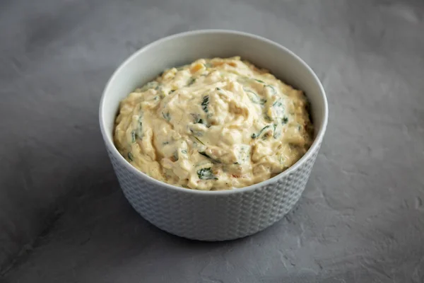 Homemade Caramelized Onion Spinach Dip Side View — Stockfoto