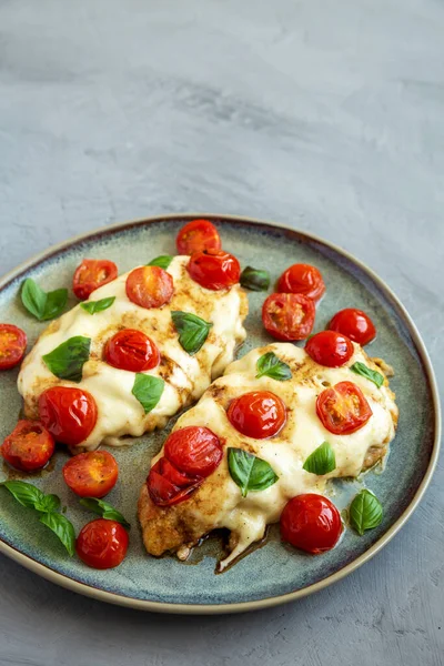 Homemade Caprese Chicken Parmesan Tomato Mozzarella Basil Plate Side View — Stok fotoğraf