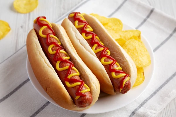 Homemade Hot Dog Ketchup Yellow Mustard Chips Plate Side View —  Fotos de Stock