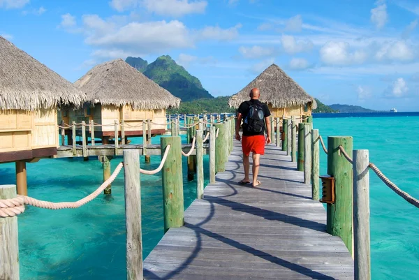 Hütte auf dem Wasser, über Wasser. — Stockfoto