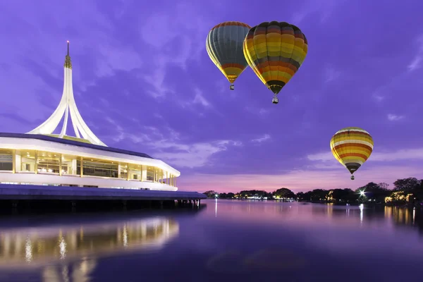 Suan luang rama IX park Tayland twilight dönem itibariyle