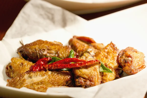 Closed up Dry Chilli with grilled chicken — Stock Photo, Image