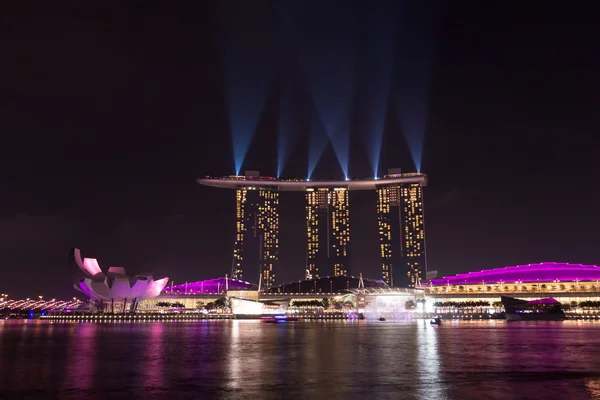 Singapore stad skyline 's nachts — Stockfoto