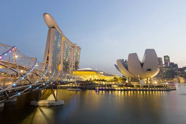 Undra full sunrise-perioden på marina bay sands, — Stockfoto