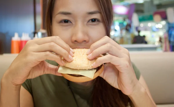 Peynirli burger — Stok fotoğraf