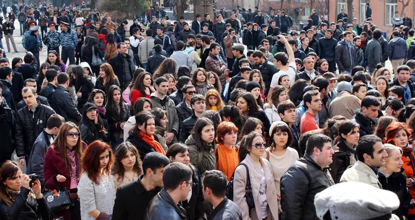 öğrencilerin protesto