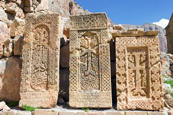 Arménské khachkars, křížové kameny — Stock fotografie