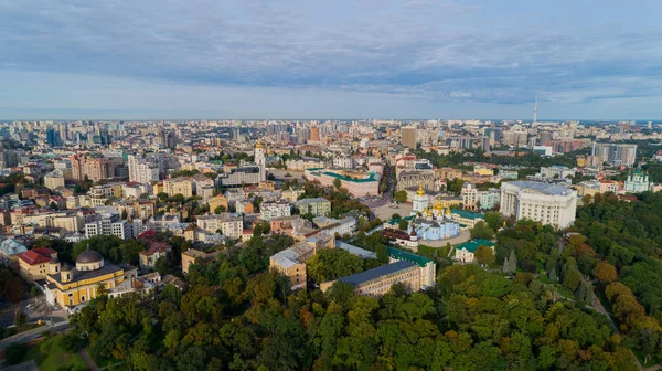 Aerial View Beautiful Kyiv Cityscape Sunny Spring Day Drone Shot — Fotografia de Stock
