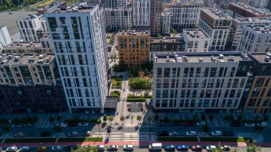 İnsansız hava aracı manzaralı modern bina. Güzel şehir. Konut inşaatı. Ukrayna 'nın başkenti Kyiv