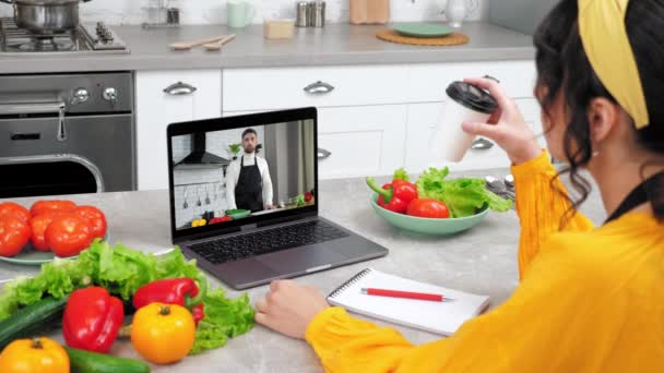 Woman Kitchen Study Remote Culinary Lesson Listen Chef Teacher Drinking — Stock Video