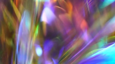 Odaklanamayan metalik altın, koyu mavi ve mor ışık sızıntıları. Parti için neon ışıklı soyut holografik modern arka plan. Bulanık parıltı. Aurora Borealis