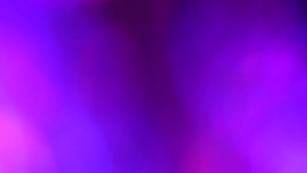 Neon blue and purple lights through the smoke. Holographic dark gradient — Vídeo de stock