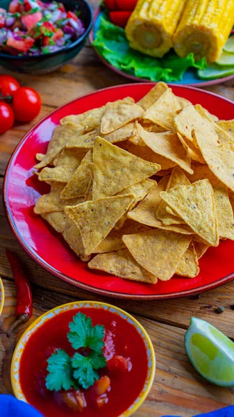 Mexican food Nachos. Pico de gallo, Salsa sauce, Corn — Stock Photo, Image