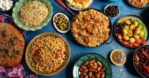 Mesa Festiva Muçulmana Eid Adha Imagens Alta Qualidade — Vídeo de Stock