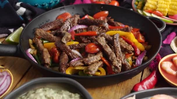 Fajitos Fajita Fajitas Popular Mexican Dish Meat Vegetables Cut Strips — Vídeo de Stock