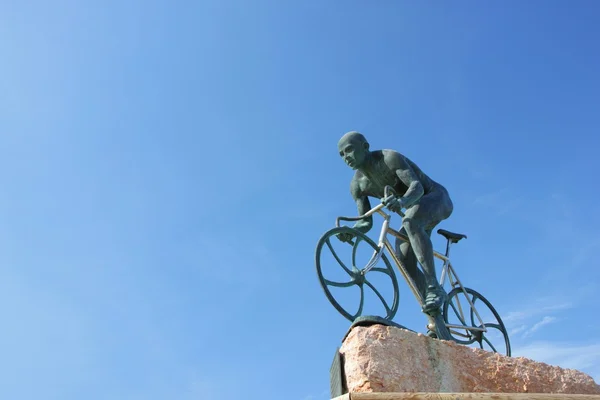 Denkmal für Radfahrer — Stockfoto