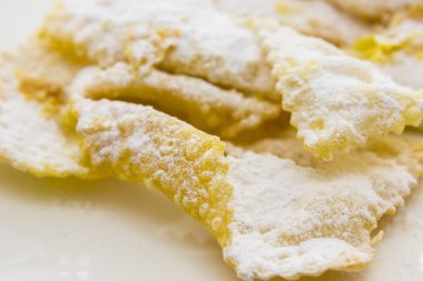 Sfrappole di carnevale bolognesi