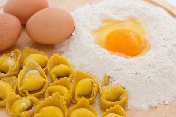 Tortellini Bolognesi — Stockfoto