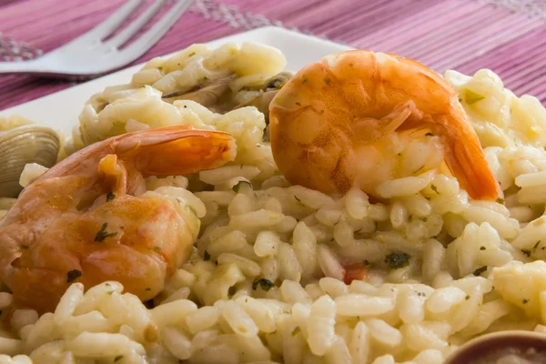 Deniz ürünleri ile pirinç — Stok fotoğraf