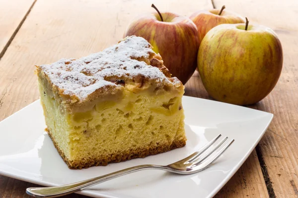 Bolo de maçã — Fotografia de Stock