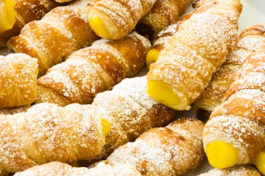 cannoli kremi