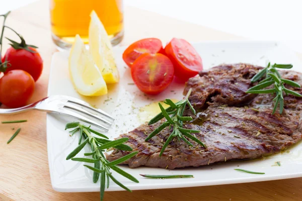 Filetes de ternera — Foto de Stock