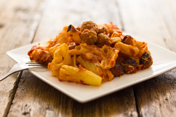 Baked pasta with meatballs — Stock Photo, Image