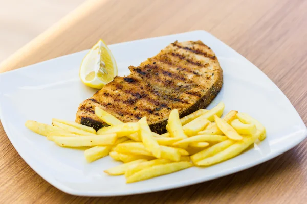 Grilled swordfish — Stock Photo, Image