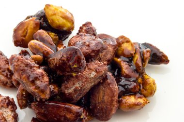 İtalya'dan Karamelize badem