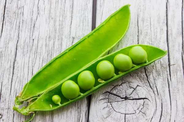 Algunos guisantes verdes — Foto de Stock