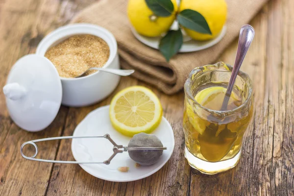 Lemon tea — Stock Photo, Image