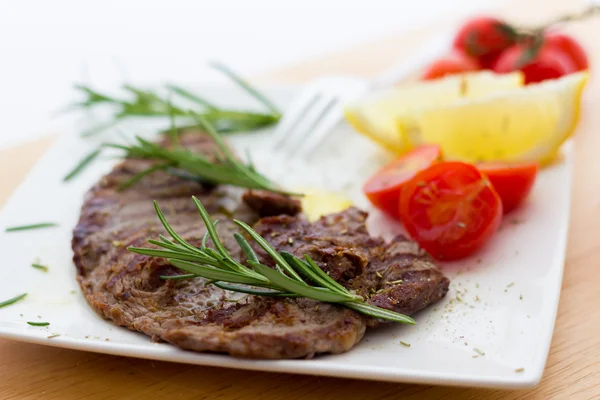 Kalfsvlees steaks — Stockfoto