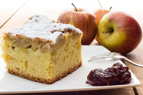 Bolo de maçã — Fotografia de Stock