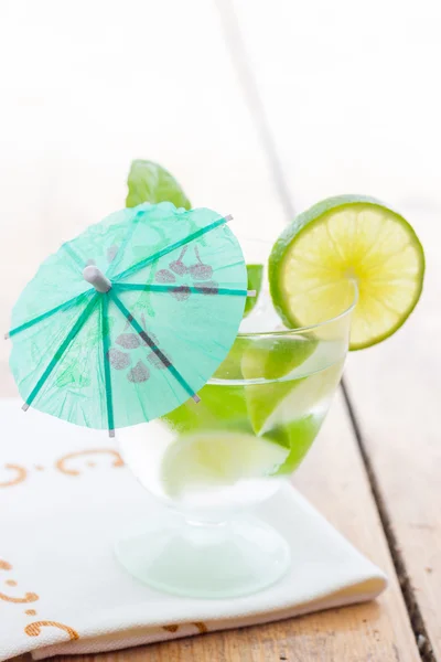 Kalter Mojito-Cocktail — Stockfoto