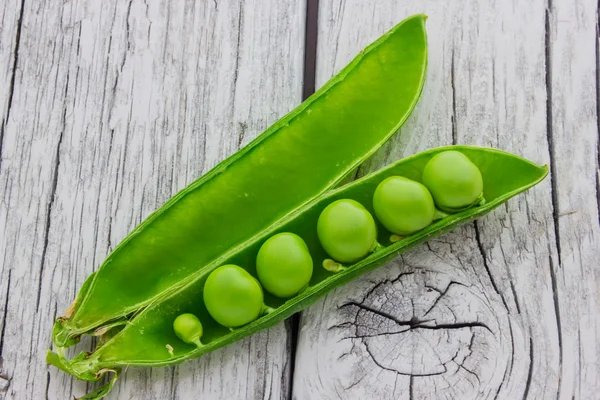 Algunos guisantes verdes — Foto de Stock