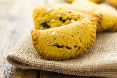 mantı tatlı reçel ile doldurulmuş