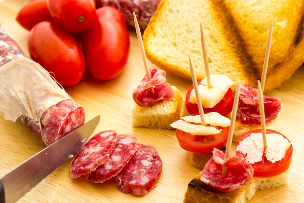 Finger livsmedel salami — Stockfoto