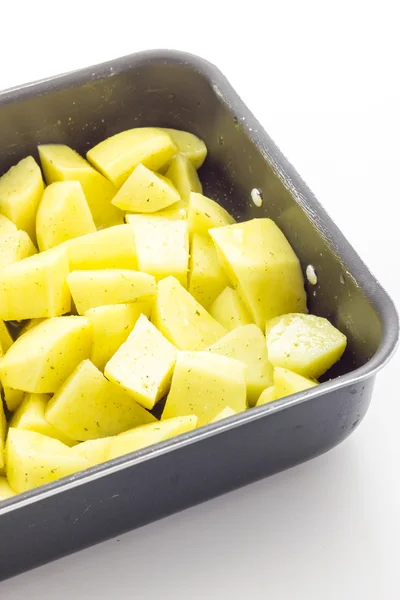 Patatas crudas al horno — Foto de Stock