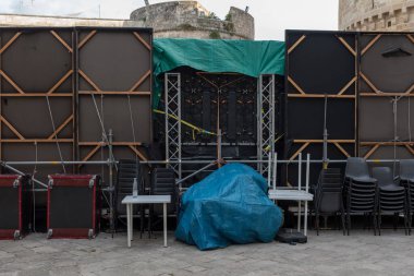 Otranto Puglia sokakları gün batımı