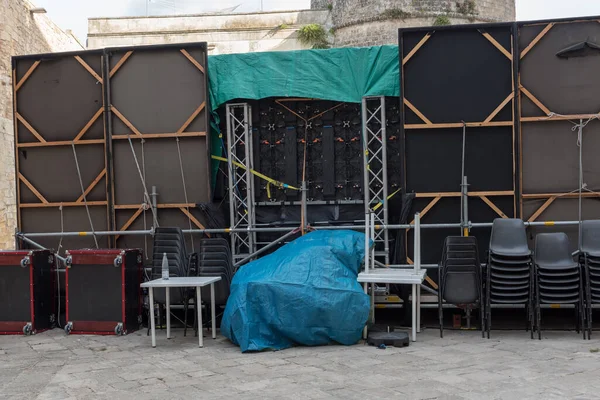 Otranto Puglia sokakları gün batımı