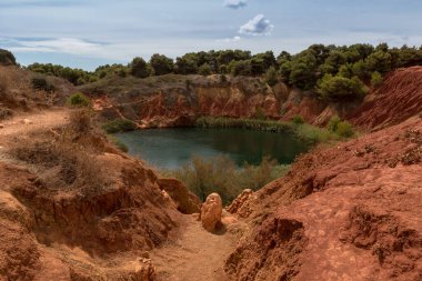 Otranto Puglia boksit gölü