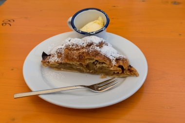 Özel kremalı çörek Val Venosta, Güney Tyrol İtalya