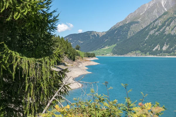 Resia Lake Val Venosta Jižní Tyrolsko Itálie — Stock fotografie