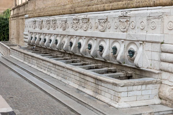 Fontana Del Calamo Delle Cannelle Ancona Talya — Stok fotoğraf