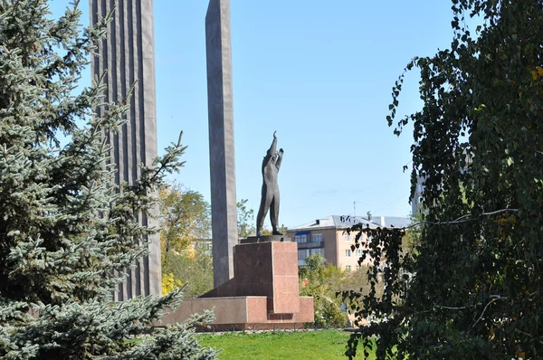 Памятник первому космонавту Юрию Гагарину — стоковое фото