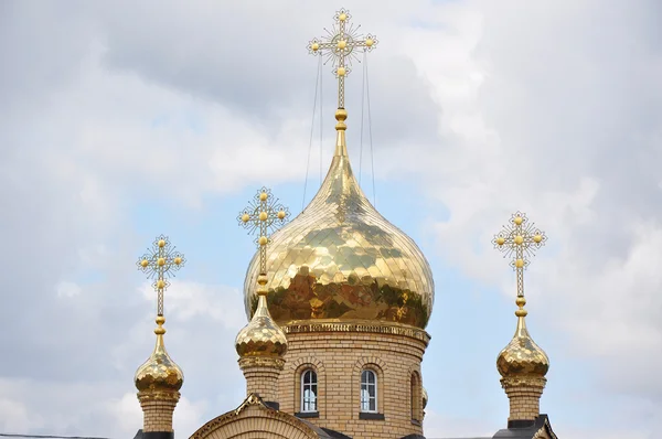De koepels van de orthodoxe kerk — Stockfoto