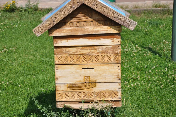 Accueil pour les abeilles — Photo