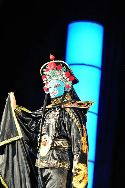 中国马戏团多彩色的面具 — 图库照片