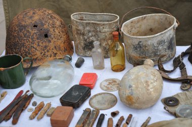 Eski adet silah savaş alanında bulundu